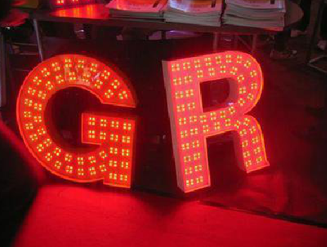 抚州LED发光字常见的安装误区。